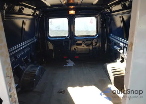 2013 Ford Econoline E250 Van z USA, uszkodzony, nr VIN 1FTNE2EW3DDA10648